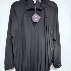 Ava & Viv Elegant Black V-Neck Blouse